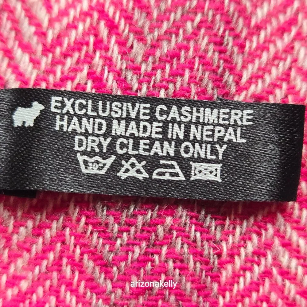 NWOT Cashmere Scarf Herringbone Pink & Grey Nepal Woven Oblong Open Weave Detail
